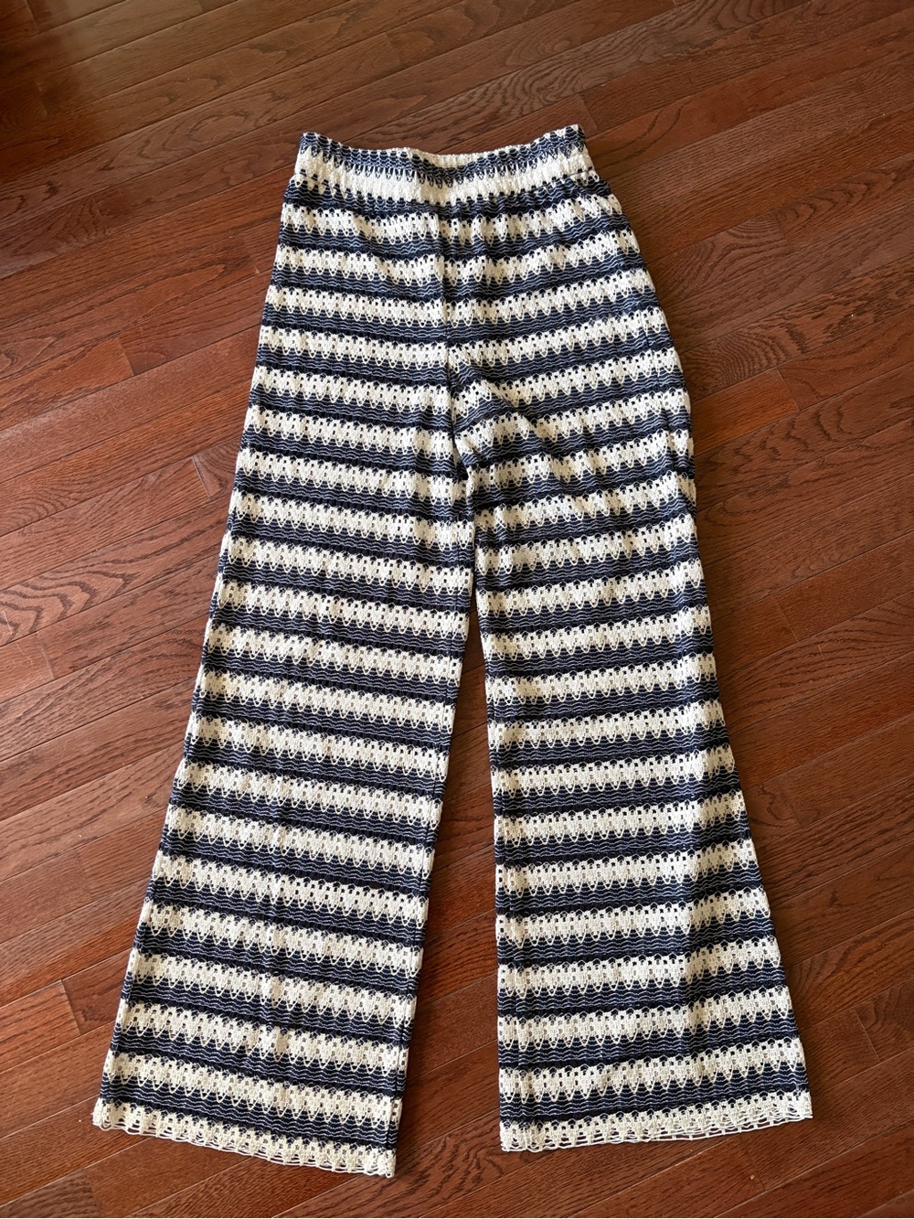 NWOT Zara Navy & Cream Crochet-Style Wide-Leg Pants